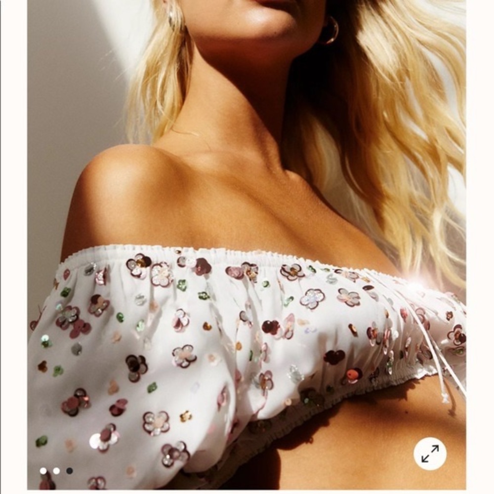 For love and lemons cold hearted top